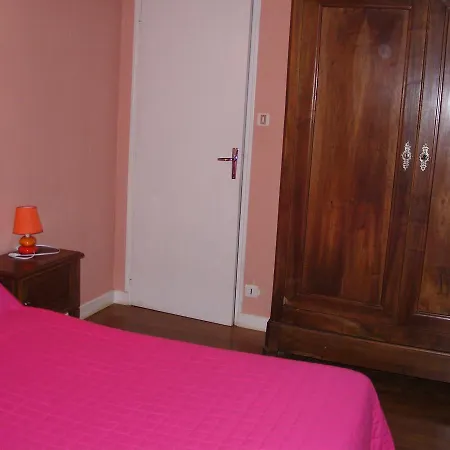 La Ferme De Bedou Bed & Breakfast Quezac (Cantal)
